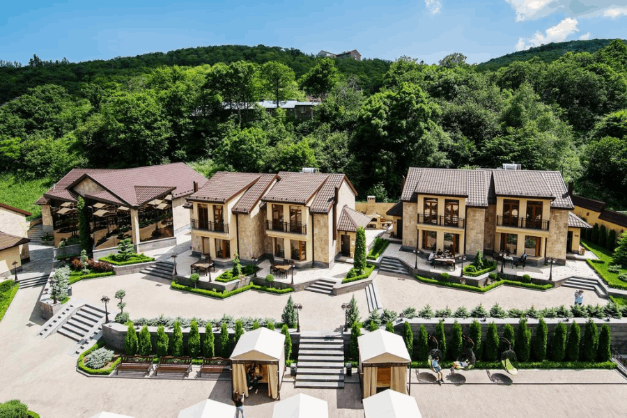 - HOTELS IN REGIONS TSAGHKADZOR ``ELEGANT`` HOTEL