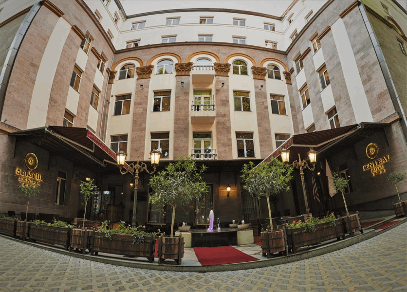 - HOTELS IN YEREVAN CENTRAL HOTEL