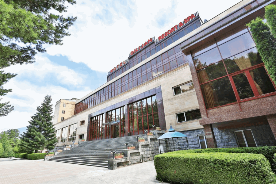 ОТЕЛИ В РЕГИОНАХ ДИЛИЖАН РЕЗОРТ
