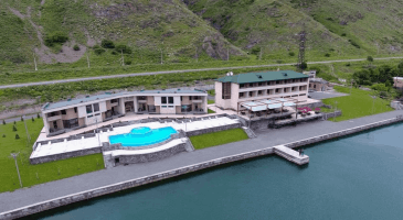 HOTELS IN REGIONS - SEVAN UP INN