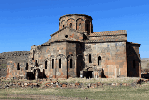 TOURS - TALIN CATHEDRAL, DASHTADEM FORTRESS, YERERUYK