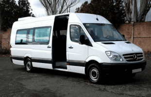 RENT A CAR MERCEDES MERCEDES SPRINTER